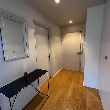 Comfort & Design 2 Bedroom Near Place Des Vosges Parigi